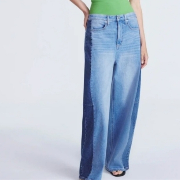 Scoop NYC Light and Dark Blue Flare Jeans - Picture 5 of 13